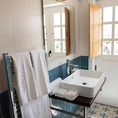 Mae - Casas De Selim *