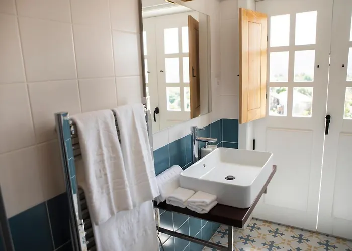 Mae - Casas De Selim *